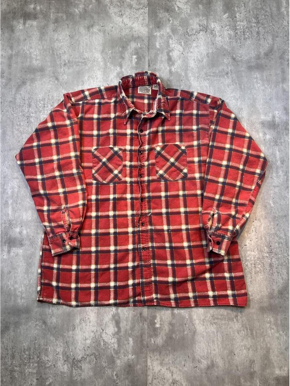 Vintage Distressed Plaid Flannel Shirt Red Grunge Saugatuck XL